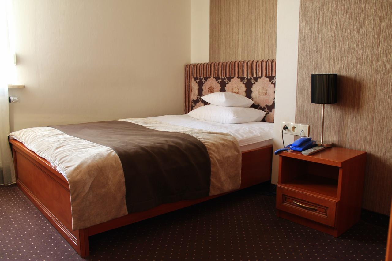 Hotel Linder Malnia Экстерьер фото